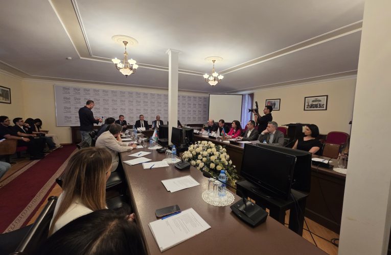 Azərbaycanın orta güc kimi yüksəlişi müzakirə olundu