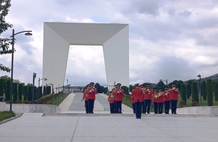 Aktual
                                                
                                                    Bu gün, 11:12                                                
                                            
                                            
                                                
Xankəndidə Zəfər Parkında Zəfər marşı səsləndirildi – FOTO