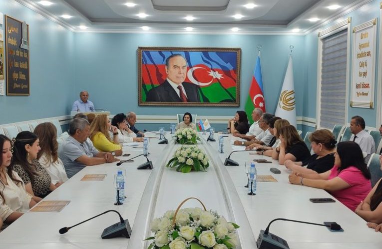 Aktual
                                                
                                                    Bu gün, 15:44                                                
                                            
                                            
                                                
Gəncə Dövlət Universitetində elmi konfransı keçirilib